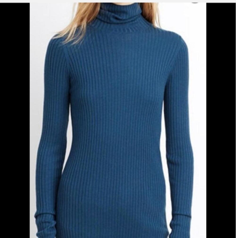 NWT Vince Ribbed Turtleneck Sweater Top Petrol Teal Blue Size Small Quiet Luxury